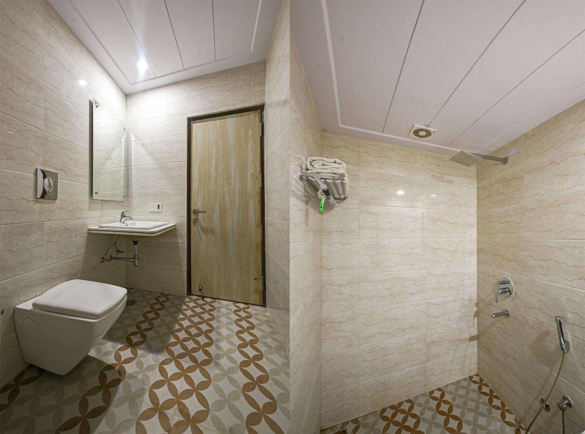Hotel Geet Deluxe New Delhi Extérieur photo