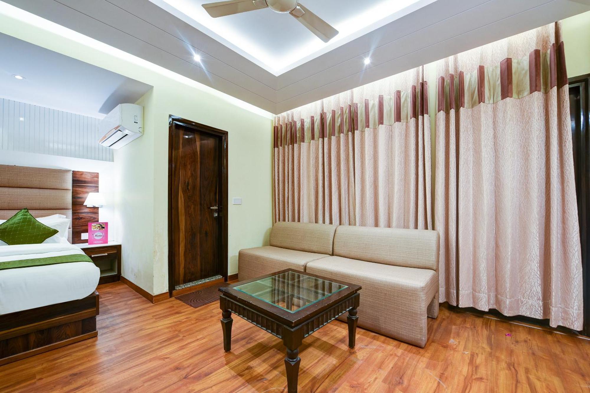 Hotel Geet Deluxe New Delhi Extérieur photo