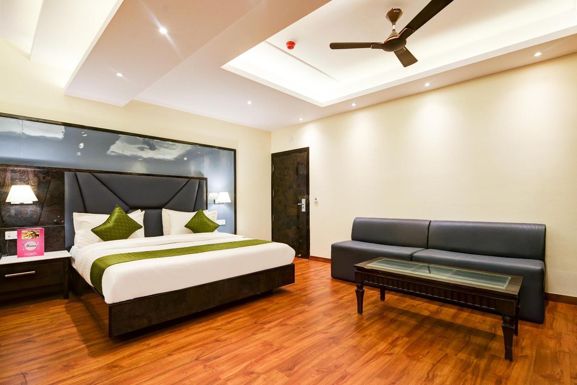 Hotel Geet Deluxe New Delhi Extérieur photo