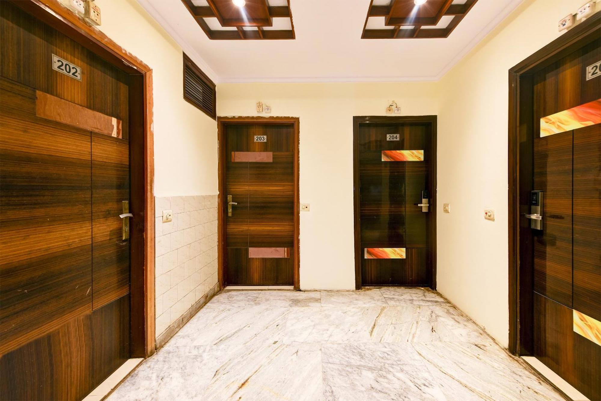 Hotel Geet Deluxe New Delhi Extérieur photo