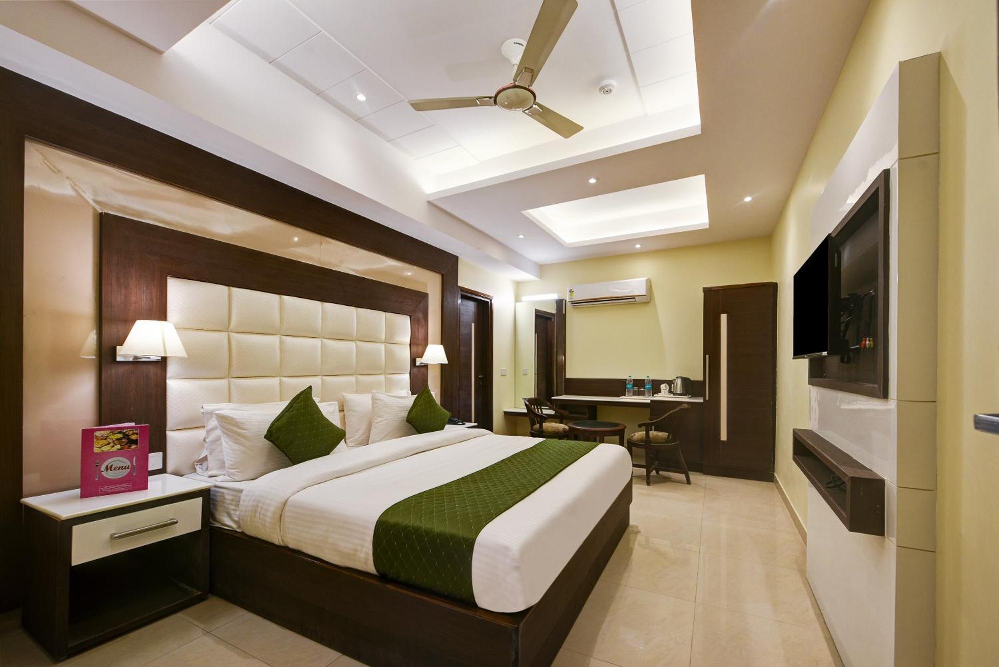Hotel Geet Deluxe New Delhi Extérieur photo